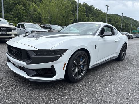 Used 2024 Ford Mustang Dark Horse RWD image 8
