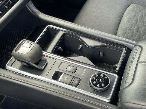 Certified 2024 Nissan Pathfinder SV AWD/4WD image 23