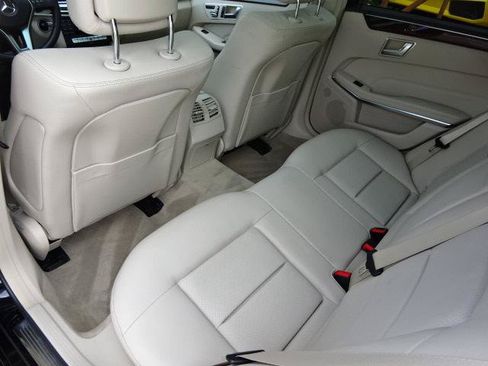 Used 2014 Mercedes-Benz E 350 Sedan image 15