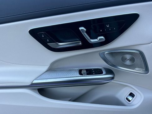 New 2026 Mercedes-Benz CLE 300 4MATIC Coupe image 12