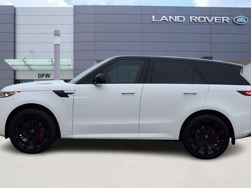 Certified 2024 Land Rover Range Rover Sport Dynamic SE image 3