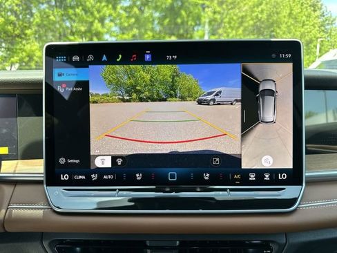 New 2026 Volkswagen Tiguan SEL R-Line AWD/4WD image 23