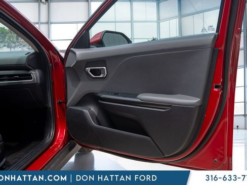 Used 2025 Kia K4 FWD image 24