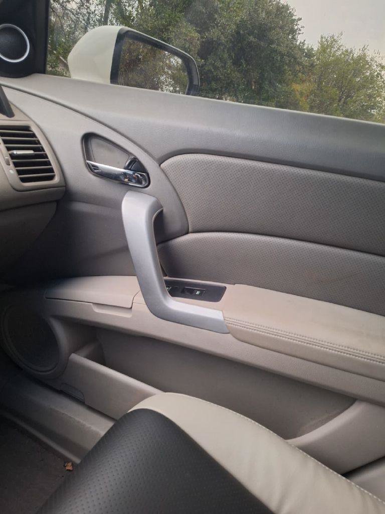Used 2008 Acura RDX w/ Technology Package AWD/4WD image 2