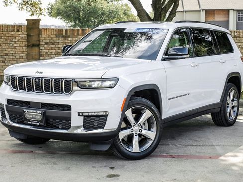 Used 2021 Jeep Grand Cherokee L Limited w/ Luxury Tech Group II image 12