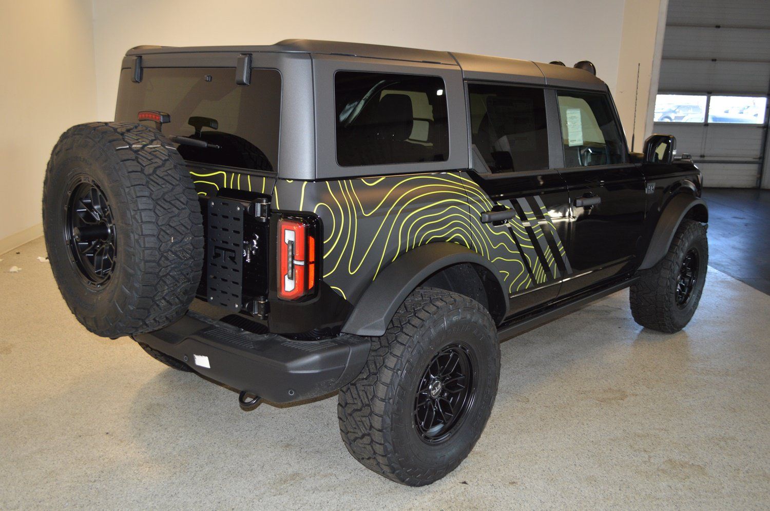 New 2025 Ford Bronco Badlands AWD/4WD image 3