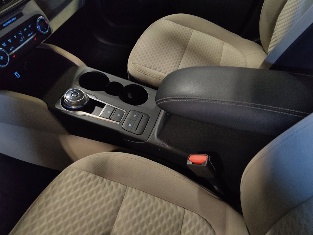 Used 2020 Ford Escape SE FWD image 26
