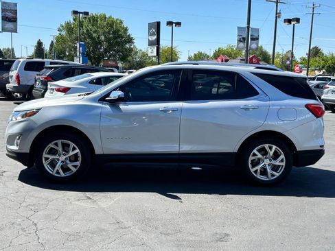 Used 2020 Chevrolet Equinox Premier AWD/4WD image 3