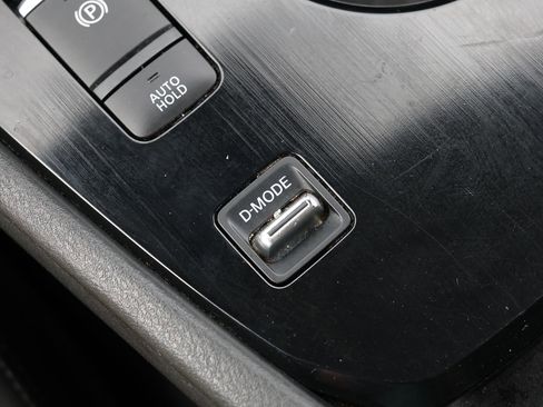 Used 2024 Nissan Rogue SV image 24