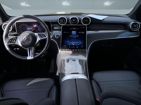 Used 2024 Mercedes-Benz GLC 300 4MATIC image 7