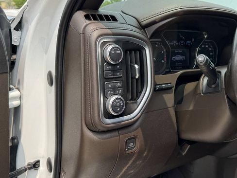 Used 2021 GMC Sierra 2500 Denali w/ Denali Ultimate Package AWD/4WD image 14