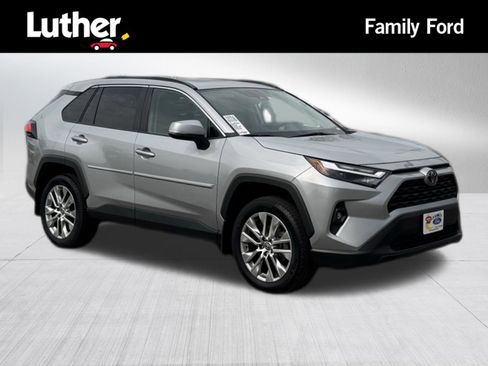 Used 2024 Toyota RAV4 XLE Premium image 1