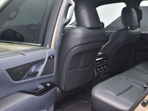 Used 2025 Lexus LX 700h Overtrail image 14
