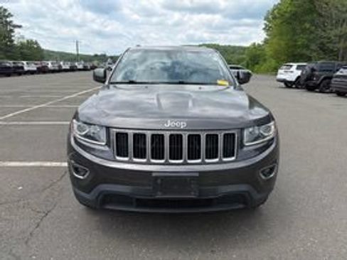 Used 2015 Jeep Grand Cherokee Laredo w/ Quick Order Package 23E AWD/4WD image 2