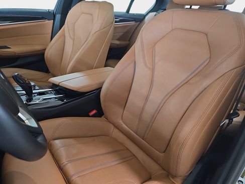 Certified 2023 BMW 530i w/ Premium Package RWD image 17