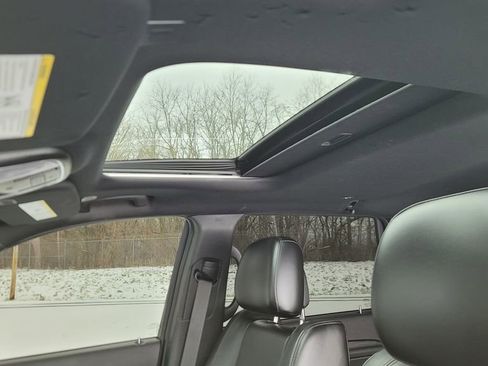 Used 2020 Jeep Grand Cherokee Altitude image 25