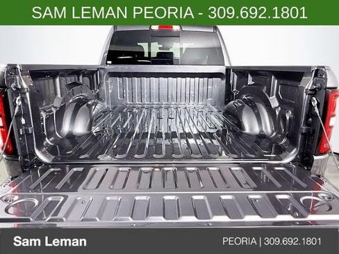 New 2026 RAM 1500 Express AWD/4WD image 23