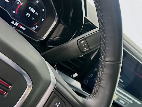 Used 2024 GMC Sierra 1500 Elevation image 25