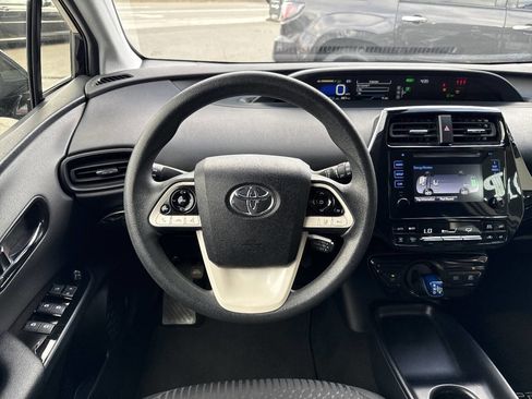 Used 2018 Toyota Prius Two w/ Prius Two Safety Plus Package FWD image 24