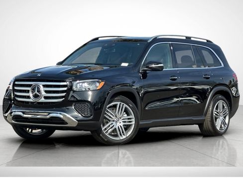 New 2026 Mercedes-Benz GLS 450 4MATIC image 2