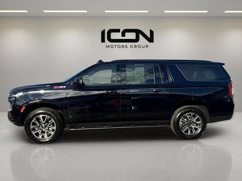 Used 2022 Chevrolet Suburban Z71 w/ Luxury Package AWD/4WD image 21