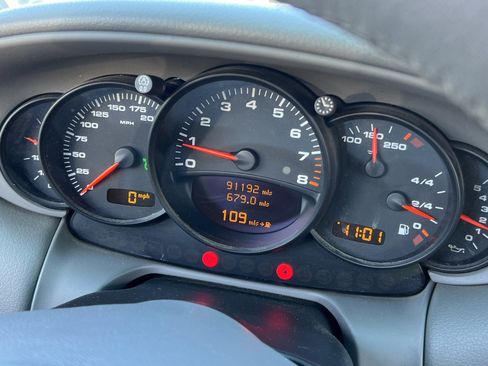 Used 2002 Porsche 911 Carrera image 19