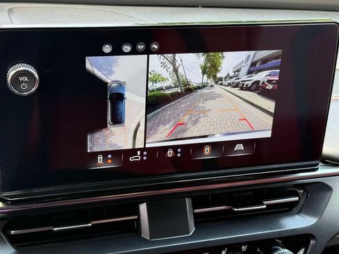 Certified 2024 Acura ZDX Type S AWD/4WD image 22