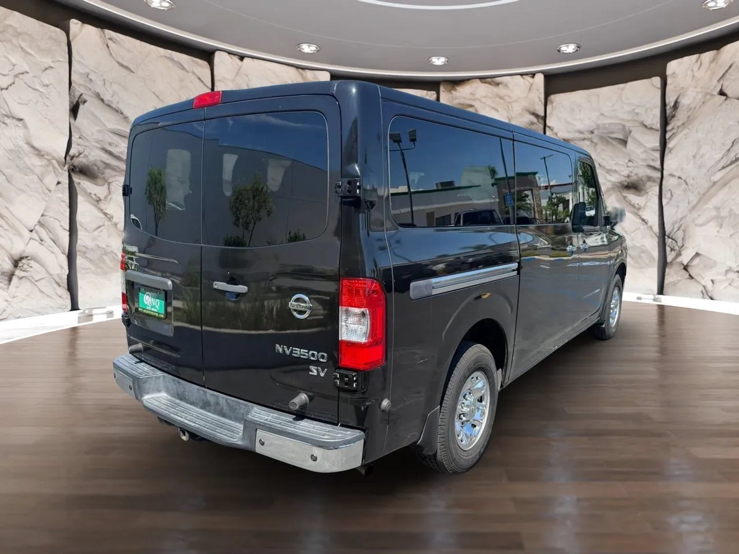 Used 2018 Nissan NV 3500 SV RWD image 6