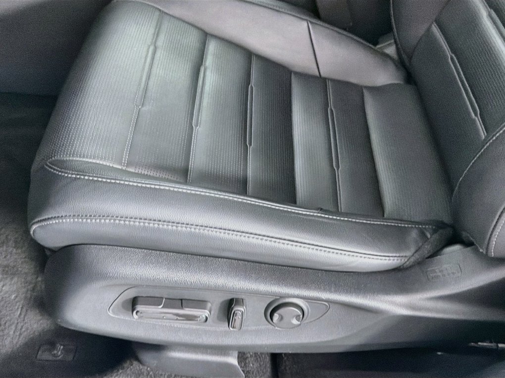 Used 2023 Honda CR-V EX-L image 24