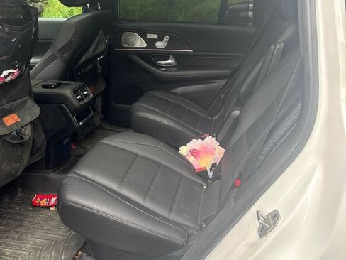 Used 2022 Mercedes-Benz GLS 580 4MATIC image 15