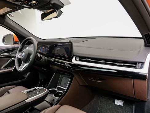 Used 2025 BMW X2 xDrive28i image 17