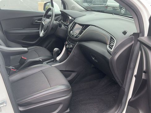 Used 2022 Chevrolet Trax LT w/ Sport Edition AWD/4WD image 29