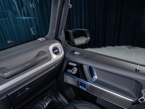 Certified 2025 Mercedes-Benz G 63 AMG 4MATIC image 22