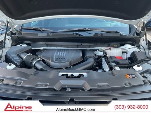 Used 2025 GMC Acadia Elevation image 18