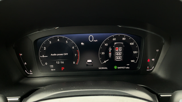 Used 2025 Honda Pilot Black Edition image 14