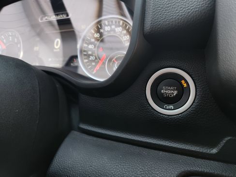 Used 2019 RAM 1500 Big Horn image 27