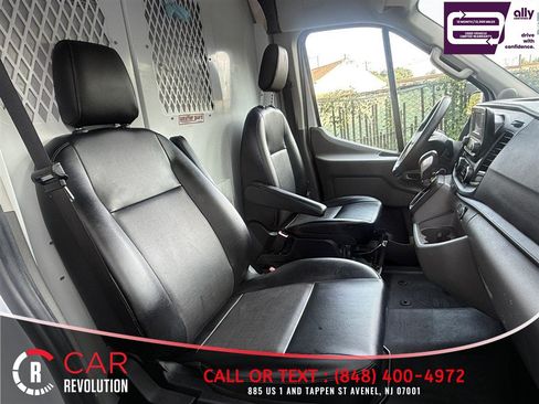 Used 2023 Ford Transit 250 Medium Roof w/ Fleet Safety Package RWD image 27