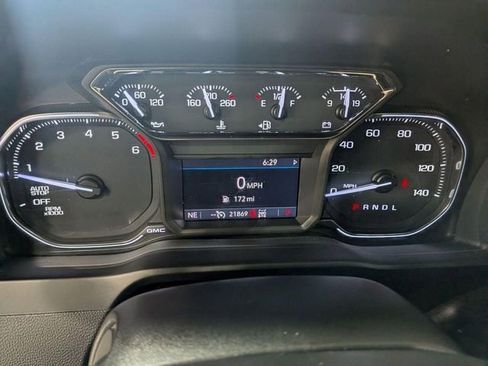 Used 2021 GMC Sierra 1500 Elevation image 17