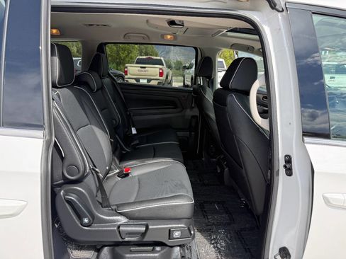 Used 2026 Honda Odyssey Elite image 22