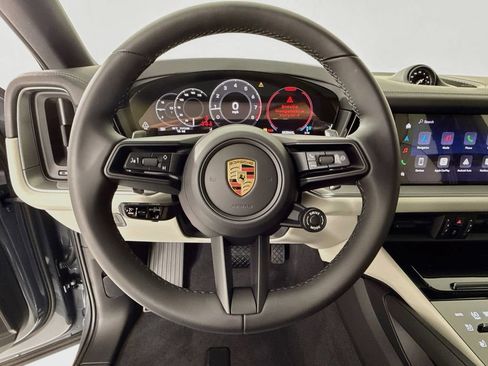 New 2026 Porsche Cayenne Coupe AWD/4WD image 15