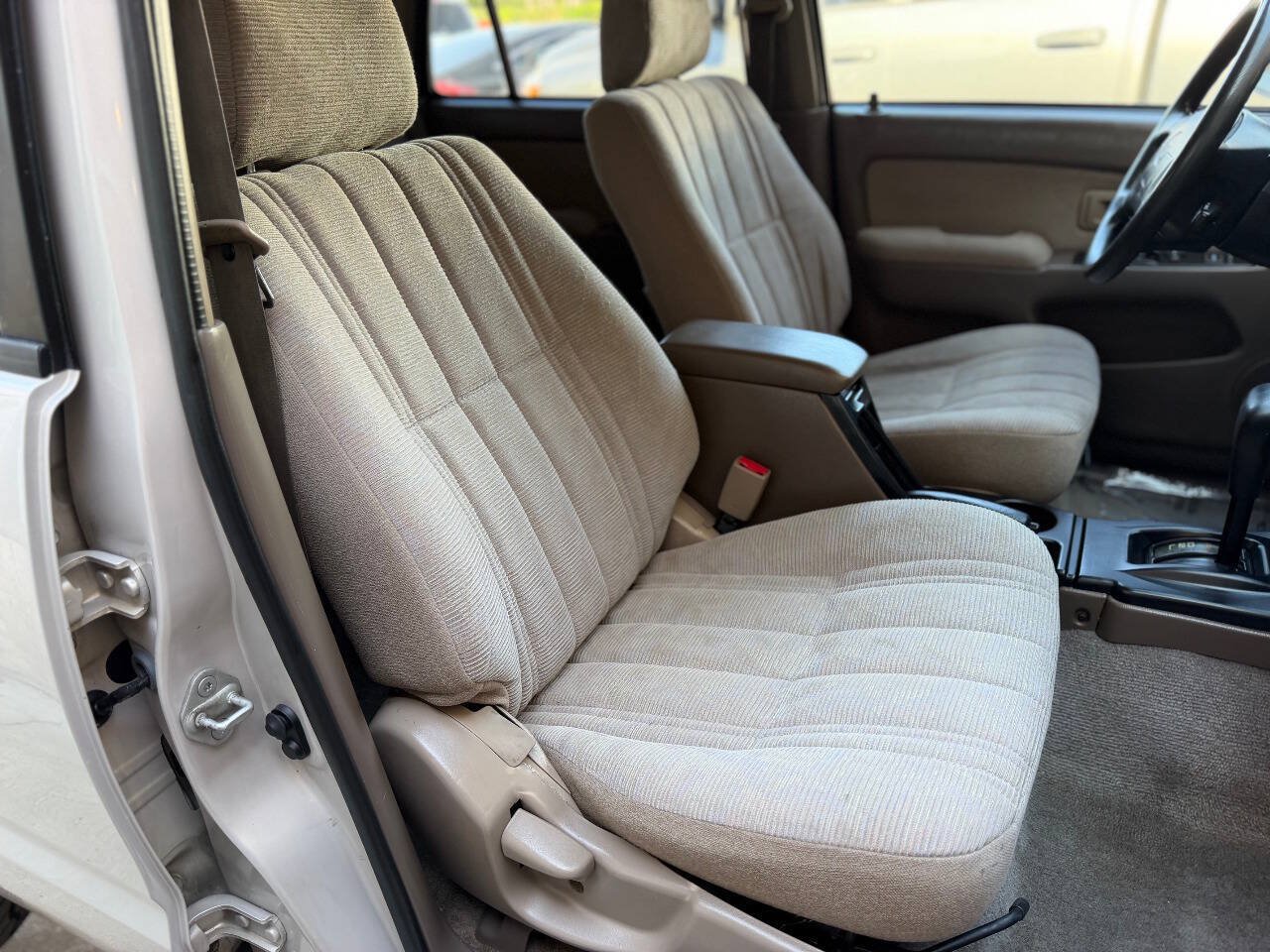 Used 1999 Toyota 4Runner SR5 RWD image 17