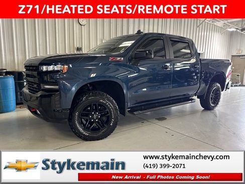 Used 2021 Chevrolet Silverado 1500 LT Trail Boss w/ Bed Protection Package AWD/4WD image 1