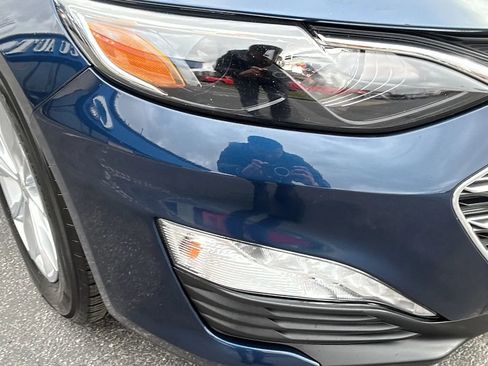 Used 2021 Chevrolet Malibu LT image 33