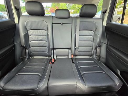 Used 2019 Volkswagen Tiguan SEL Premium AWD/4WD image 42