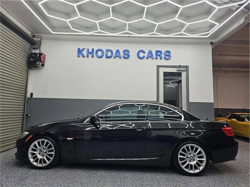 Used 2013 BMW 328i Convertible image 1