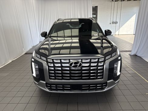 Used 2025 Hyundai Palisade Calligraphy image 2