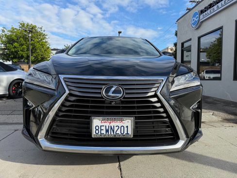 Used 2018 Lexus RX 350L Luxury w/ Accessory Package image 3