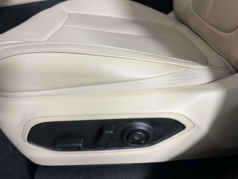 Certified 2024 Jeep Grand Cherokee Limited w/ Luxury Tech Group II image 24