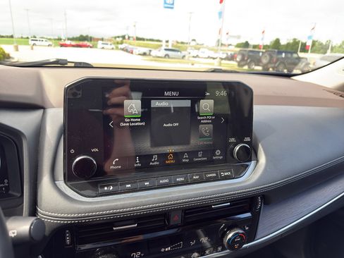 Used 2023 Nissan Rogue Platinum AWD/4WD image 21