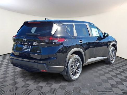 New 2026 Nissan Rogue S image 6